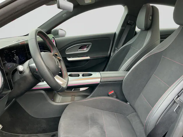 MERCEDES-BENZ CLA 180 AMG Line