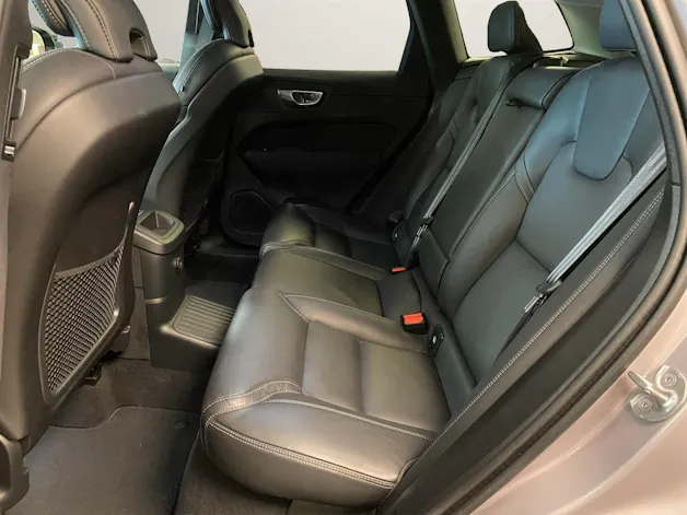 VOLVO XC60 2.0 T6 TE Plus Dark eAWD