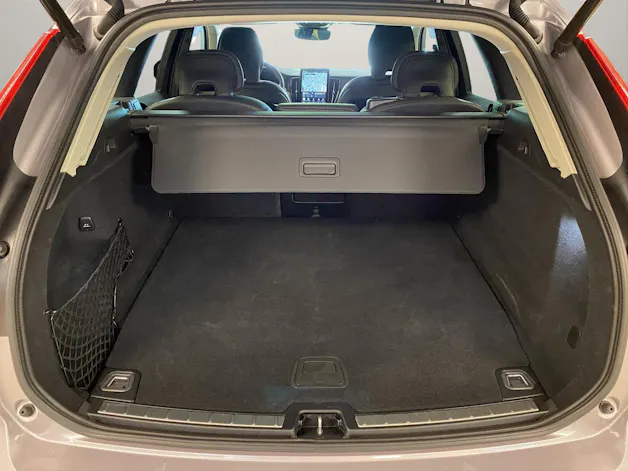 VOLVO XC60 2.0 T6 TE Plus Dark eAWD