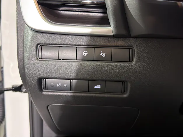NISSAN X-Trail 1.5 VC-T e-Power 4WD 7 Sitze Tekna+