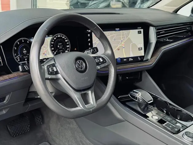 VW Touareg 3.0 TSI Elegance Tiptronic