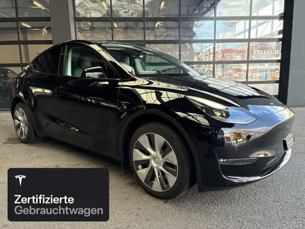Tesla Model Y Long Range AWD