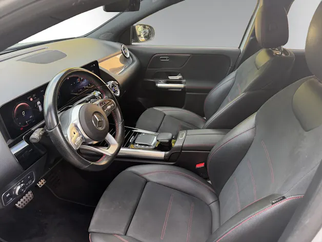 MERCEDES-BENZ GLA 250e AMG Line 8G-DCT