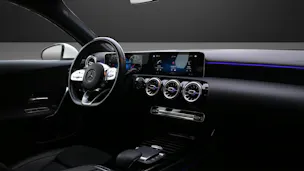 MERCEDES-BENZ A 220 4Matic AMG Line