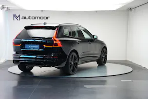 VOLVO XC60 T8 eAWD PluginHybrid Ultimate Dark Geartronic Black Edition Ultra *Luftfahrwerk* *B&W*