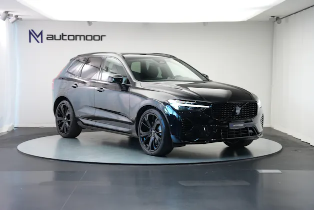 VOLVO XC60 T8 eAWD PluginHybrid Ultimate Dark Geartronic Black Edition Ultra *Luftfahrwerk* *B&W*