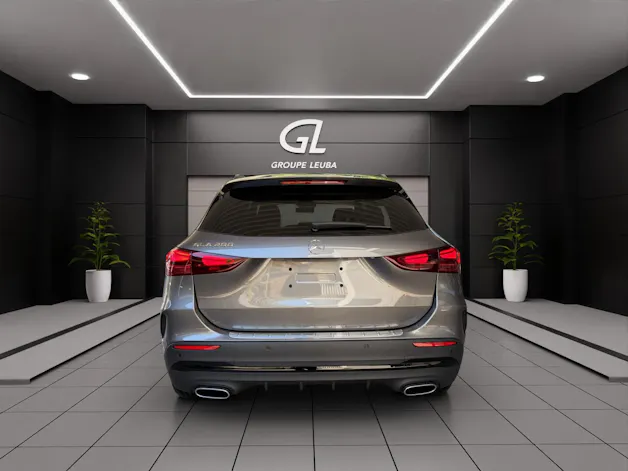 MERCEDES-BENZ GLA 200 Night Star 7G-DCT