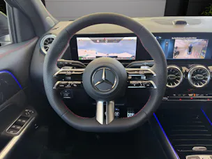 MERCEDES-BENZ GLA 200 Night Star 7G-DCT