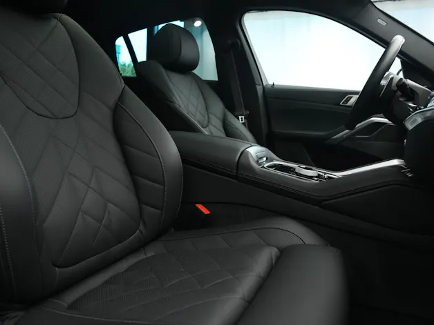 BMW X6 xDrive 48V 30d M Sport Pro Steptronic *CH-Fahrzeug* *Panorama* *Head-Up*