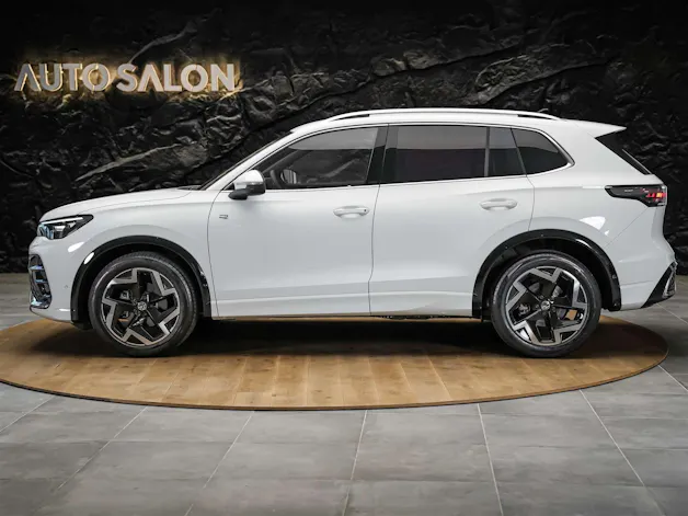 VW Tiguan 1.5 TSI evo2 mHEV R-Line DSG *Abstandsregler*Massage*Lenkradheizung*
