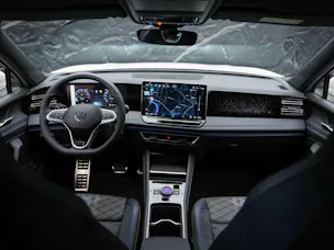 VW Tiguan 1.5 TSI evo2 mHEV R-Line DSG *Abstandsregler*Massage*Lenkradheizung*