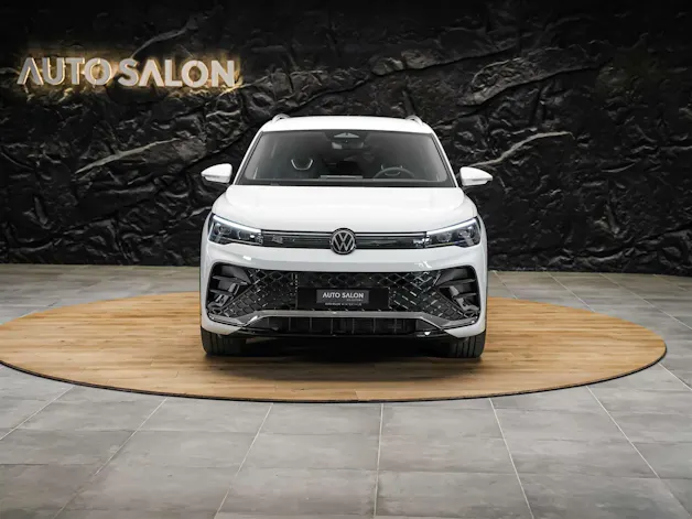VW Tiguan 1.5 TSI evo2 mHEV R-Line DSG *Abstandsregler*Massage*Lenkradheizung*