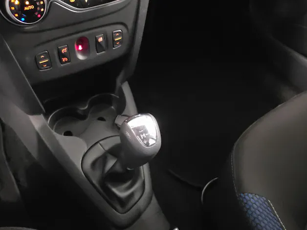 DACIA Sandero TCe 90 Celebration Easy-R
