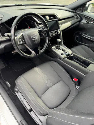 HONDA Civic 1.0 VTEC Elegance CVT