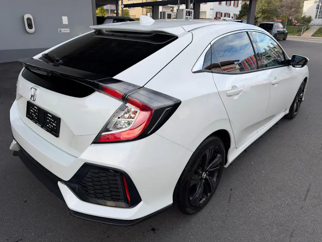 HONDA Civic 1.0 VTEC Elegance CVT