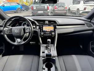 HONDA Civic 1.0 VTEC Elegance CVT