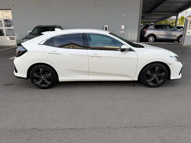 HONDA Civic 1.0 VTEC Elegance CVT