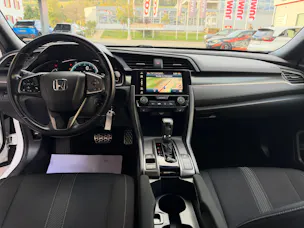 HONDA Civic 1.0 VTEC Elegance CVT