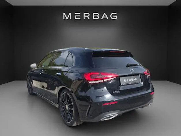 MERCEDES-BENZ A 180 Night Star AMG Line