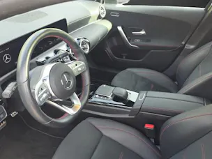 MERCEDES-BENZ A 180 Night Star AMG Line
