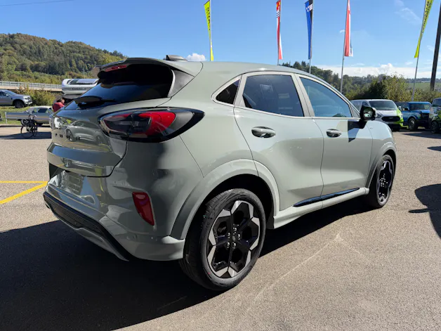 FORD Puma 1.0 MHEV ST-Line X Automat Shadow Edition