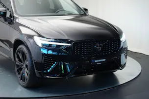VOLVO XC60 T6 eAWD PluginHybrid Geartronic Black Edition Plus *Head-Up*