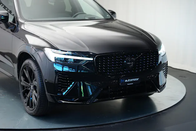VOLVO XC60 T6 eAWD PluginHybrid Geartronic Black Edition Plus *Head-Up*