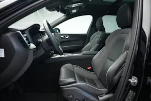 VOLVO XC60 T6 eAWD PluginHybrid Geartronic Black Edition Plus *Head-Up*