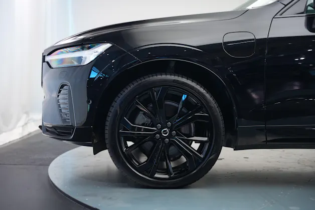 VOLVO XC60 T6 eAWD PluginHybrid Geartronic Black Edition Plus *Head-Up*