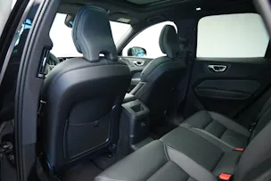 VOLVO XC60 T6 eAWD PluginHybrid Geartronic Black Edition Plus *Head-Up*