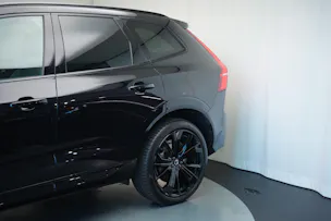 VOLVO XC60 T6 eAWD PluginHybrid Geartronic Black Edition Plus *Head-Up*