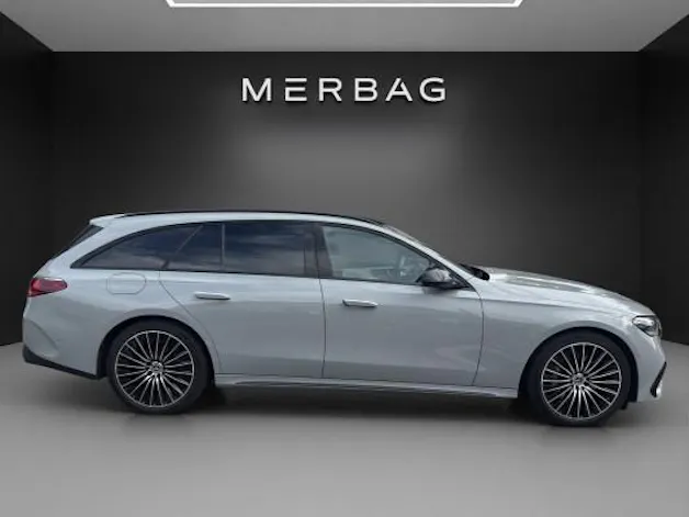 MERCEDES-BENZ E 220 d T 4M 9G-Tronic