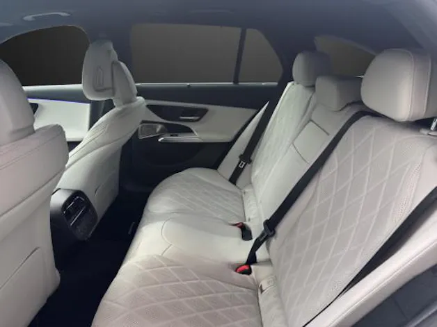 MERCEDES-BENZ E 220 d T 4M 9G-Tronic