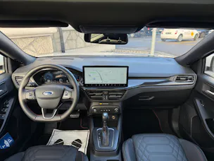 FORD Focus Station Wagon 1.0i EcoB Hybrid 155 ST-Line X