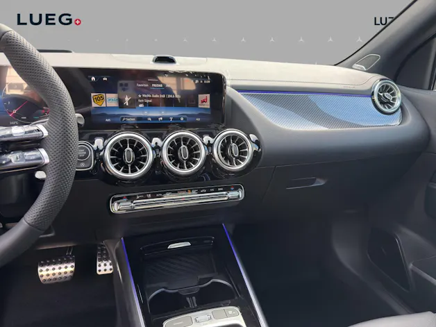 MERCEDES-BENZ GLA 250 4Matic 8G-DCT Swiss Star
