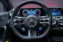 MERCEDES-BENZ A 35 AMG 4matic / Facelift / Panorama-Schiebedach / Rückfahrkamera