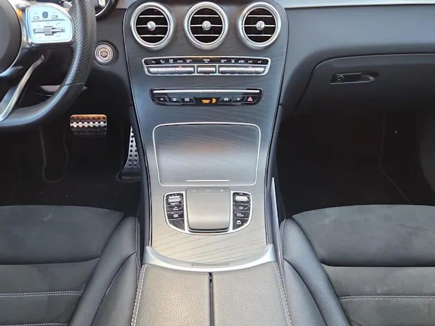MERCEDES-BENZ GLC 300 e AMG Line Plus 4Matic 9G-Tronic