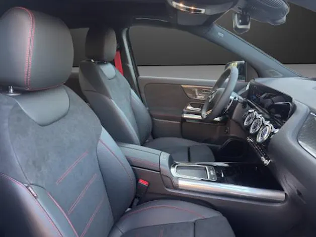 MERCEDES-BENZ GLA AMG 35 4Matic 8G-DCT