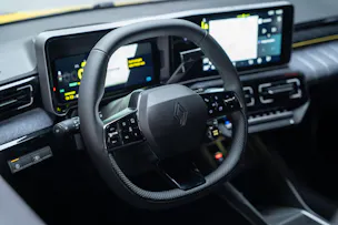 RENAULT R5 E-Tech Comfort Range techno / Rückfahrkamera / Tempomat / Lenkradheizung