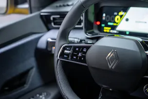 RENAULT R5 E-Tech Comfort Range techno / Rückfahrkamera / Tempomat / Lenkradheizung