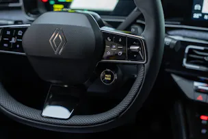 RENAULT R5 E-Tech Comfort Range techno / Rückfahrkamera / Tempomat / Lenkradheizung
