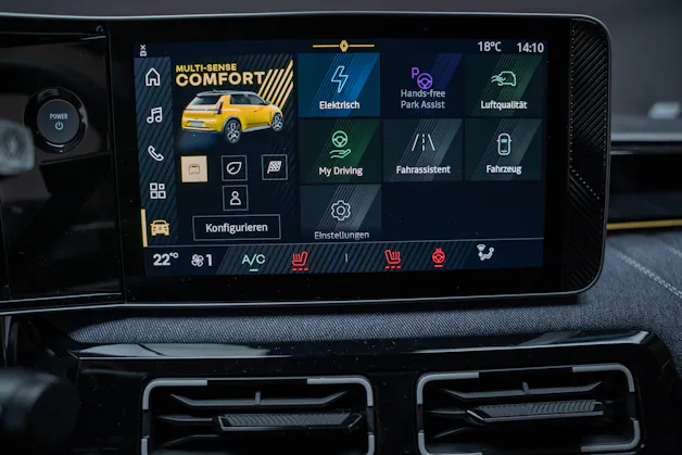 RENAULT R5 E-Tech Comfort Range techno / Rückfahrkamera / Tempomat / Lenkradheizung