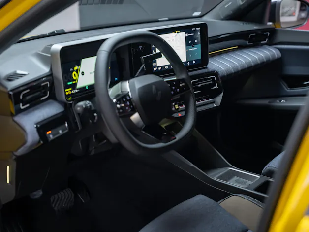 RENAULT R5 E-Tech Comfort Range techno / Rückfahrkamera / Tempomat / Lenkradheizung