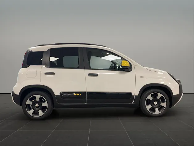FIAT Pandina 1.0 Hybrid Cross