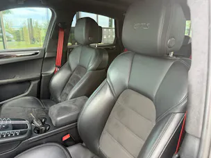 PORSCHE Macan GTS PDK