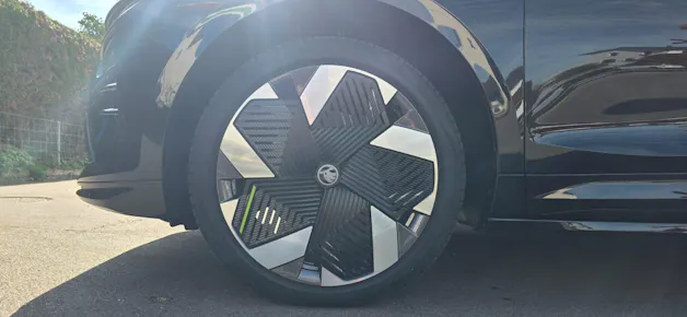 SKODA Enyaq 4x4 RS