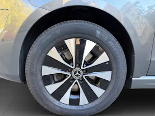 MERCEDES-BENZ EQV 300 lang