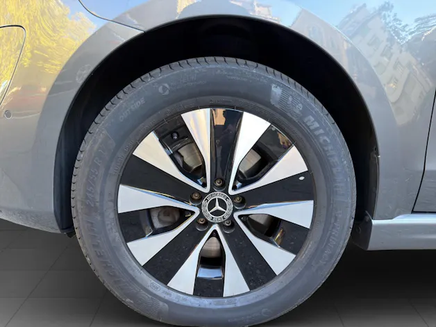 MERCEDES-BENZ EQV 300 lang