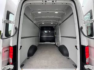 VW Crafter 35 2.0 TDI L3 Hochdach Automat mit Klima