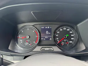 VW Crafter 35 2.0 TDI L3 Hochdach Automat mit Klima
